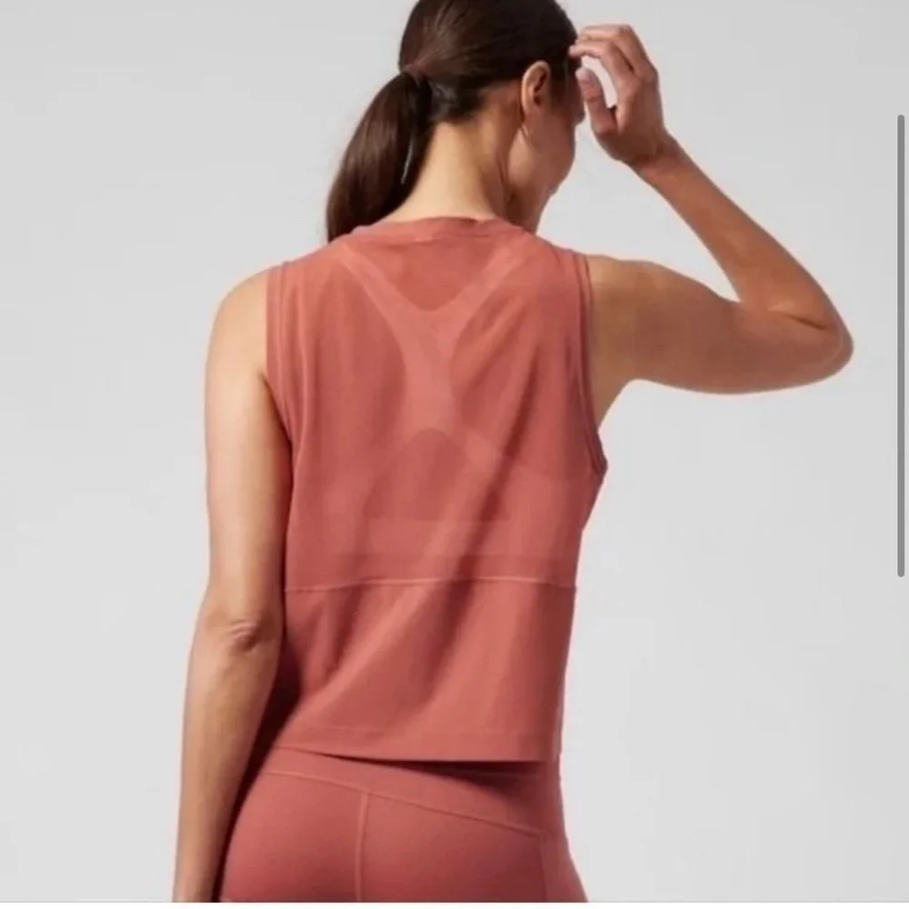 Athleta Ultimate Muscle Tank Camisole Muted Red 1X